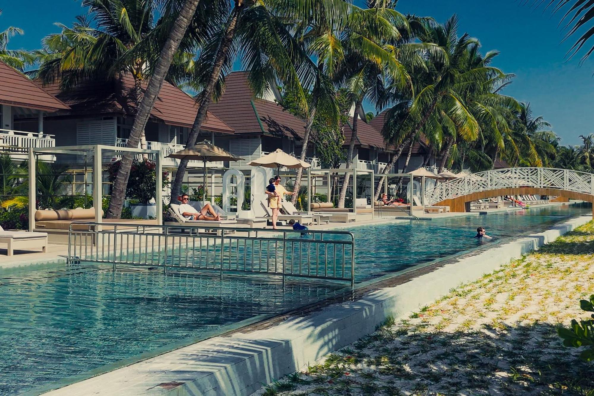 Pavillon Plage Coucher de Soleil avec Accès Piscine - 50 % de réduction sur les transferts aller-retour de l’aéroport avec un séjour d’au moins 3 nuits, à partir de la date de réservation du 15 mars, pour une période de séjour allant jusq